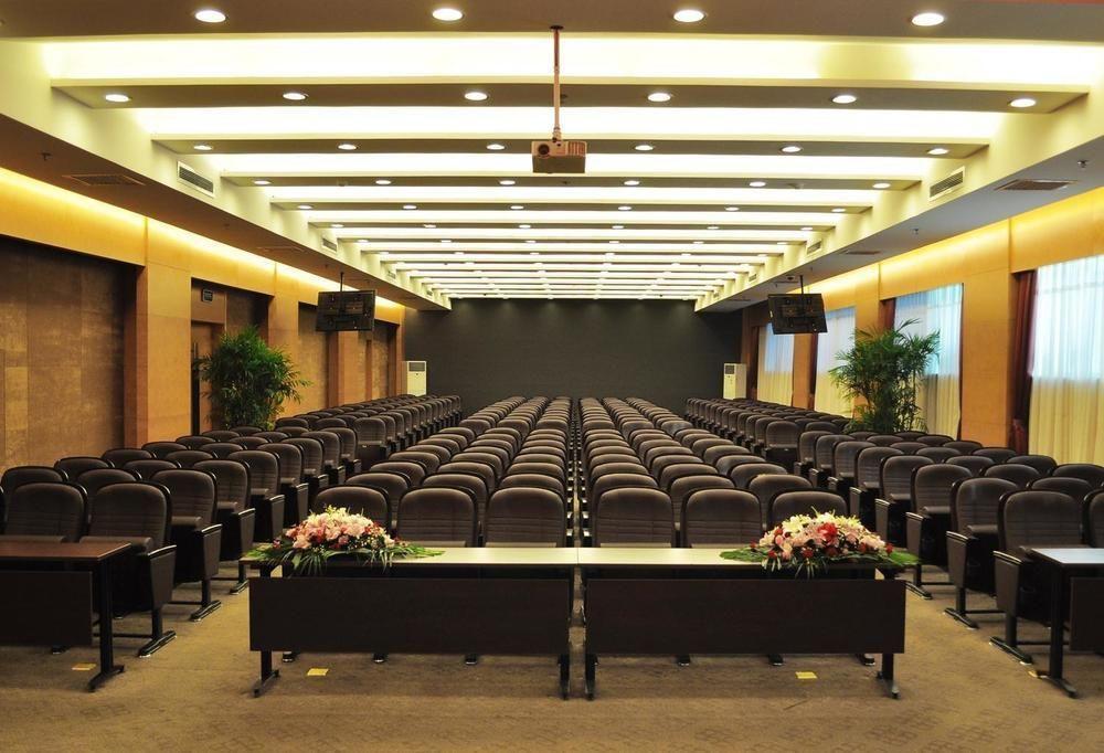 Changchun Ya Tai Hotel Buitenkant foto