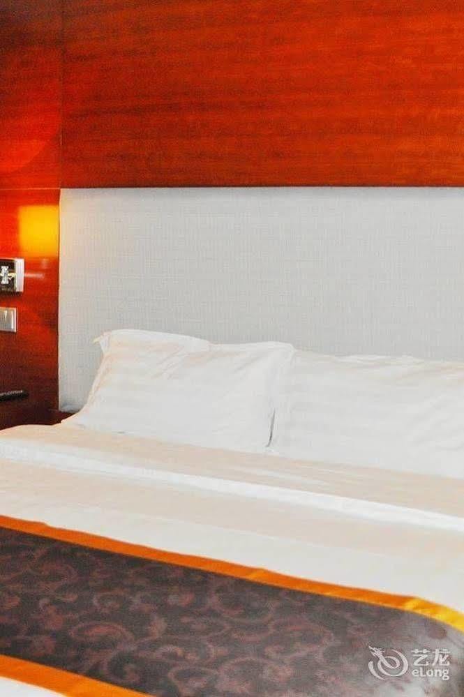 Changchun Ya Tai Hotel Buitenkant foto